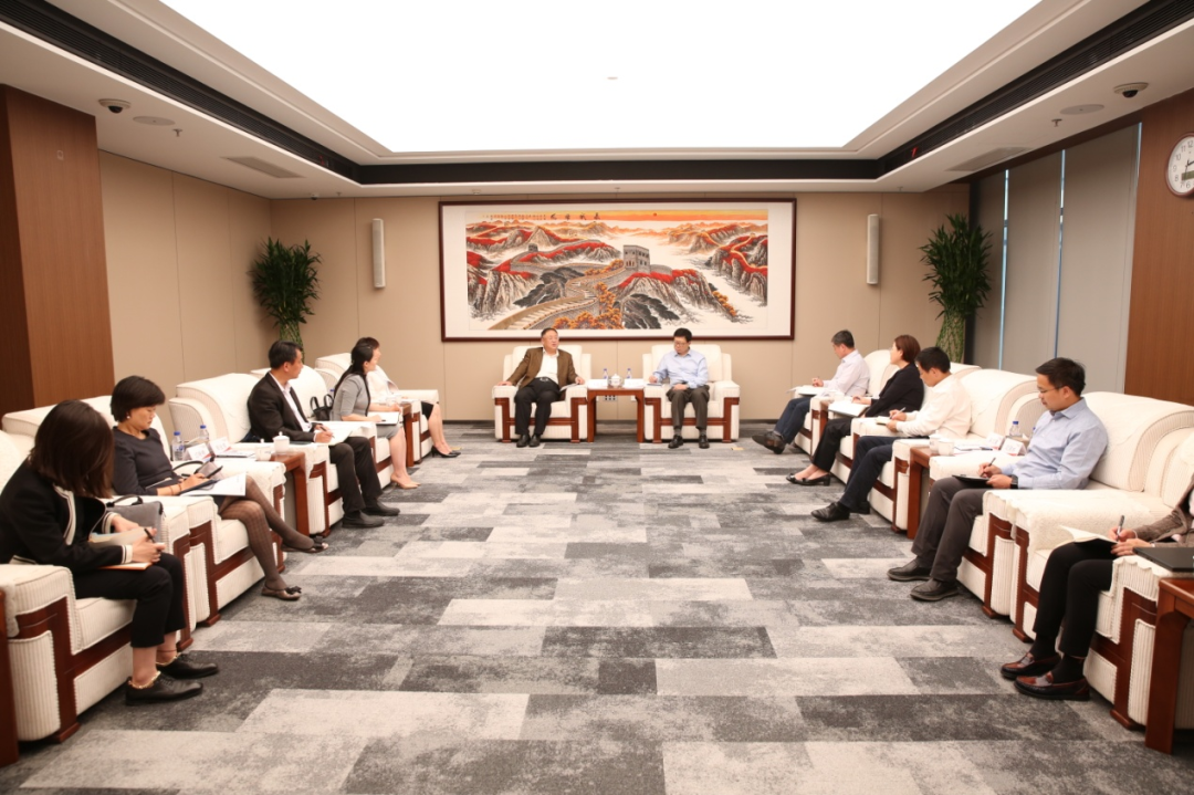 中智集團黨委書記、董事長卜玉龍一行拜訪中國鐵塔公司